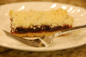 jam tart bars