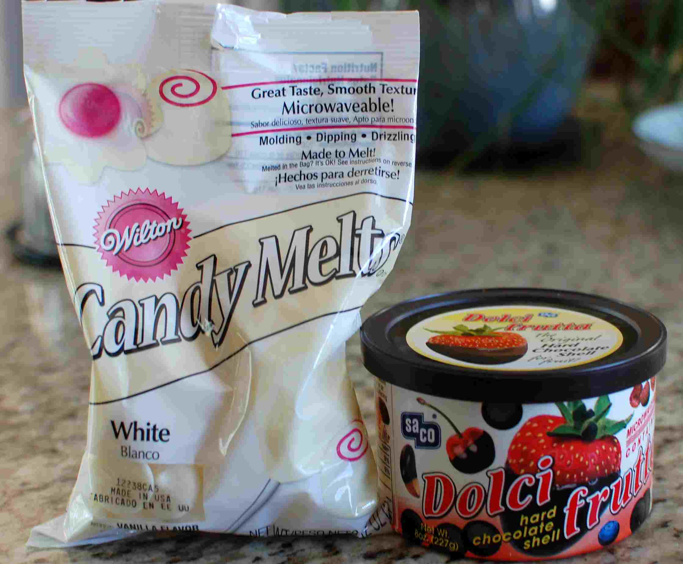 Bundle of Wilton Candy Melts, Red and Pink, 12 Ounces Each Chocolate 12  Ounce (P 