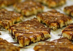 Girl Scout Cookie Samoa (a.k.a. Caramel deLite) Copycat Recipe