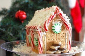 Graham Cracker "Gingerbread" Houses